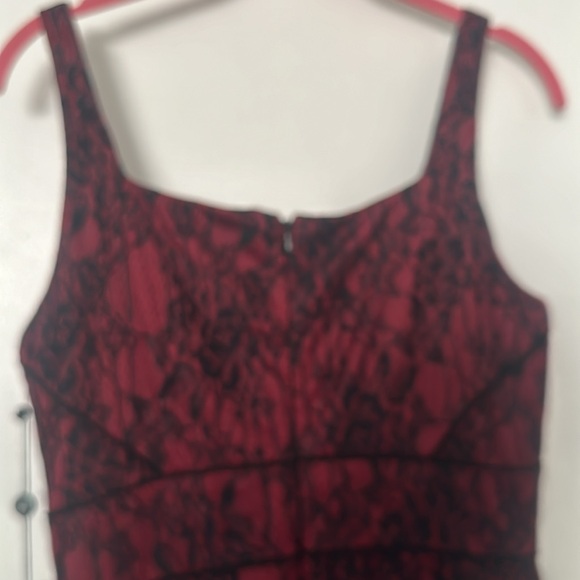 Laced dress. New perfect condition - Picture 5 of 6